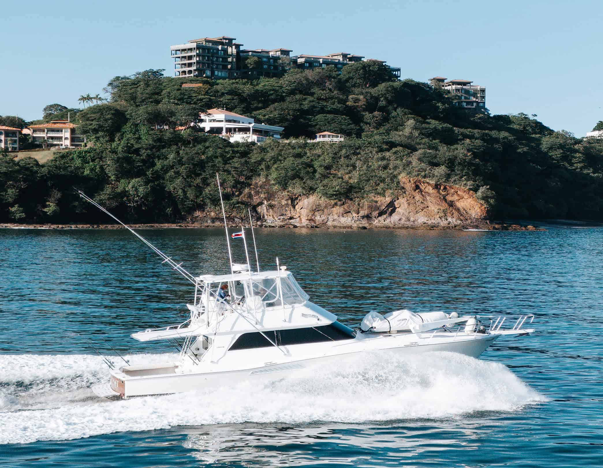 Jackpot boat - Side Heading Out