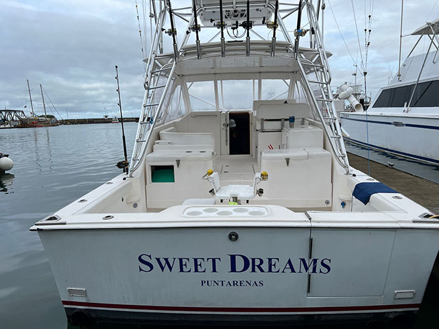 Sweet Dreams fishing boa