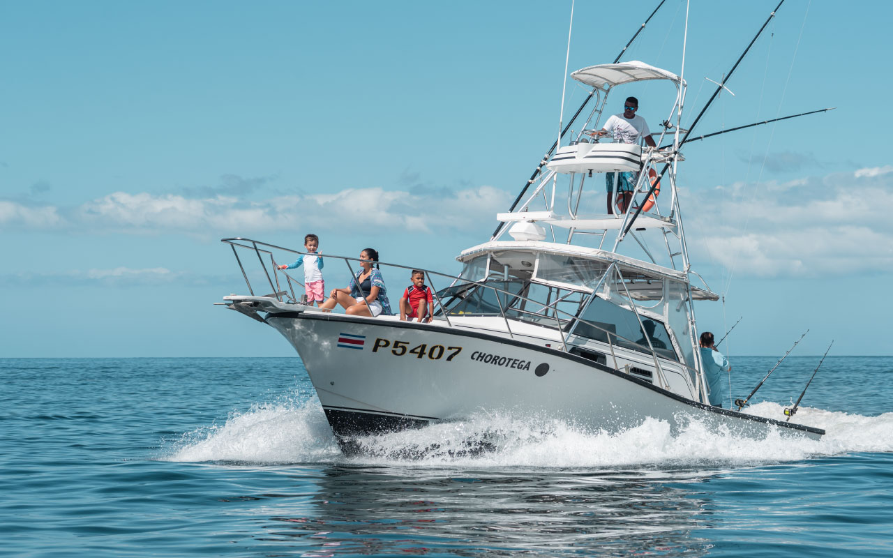 Chorotega 32 Ft sport fishing boat Papagayo fishing charters