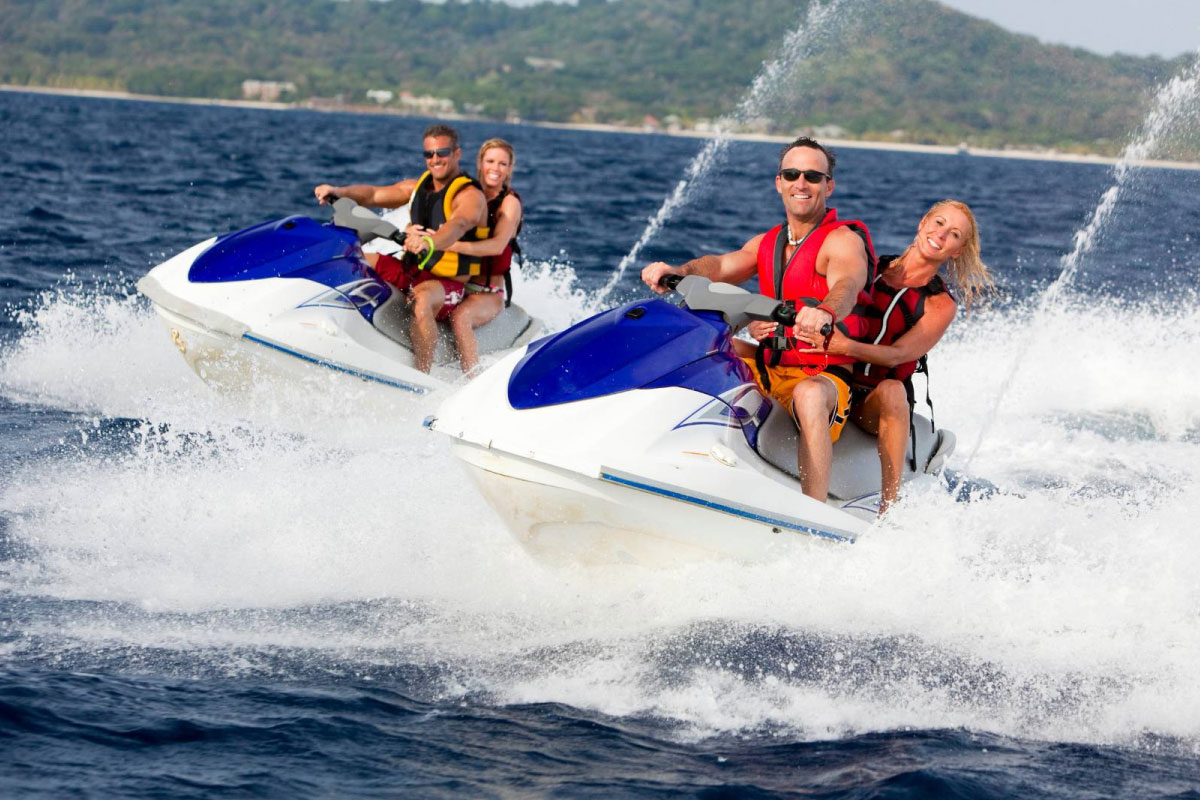 Unforgettable ride along Papagayo stunning coastline.
