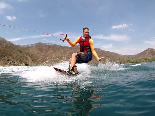 Surfing Tamarindo Guanacaste