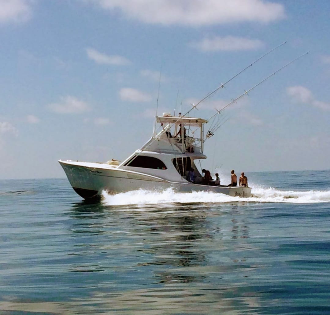 Quepos fishing boat The Double Nickel 42 Ft