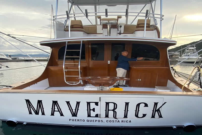 Maverick sportfishing boat